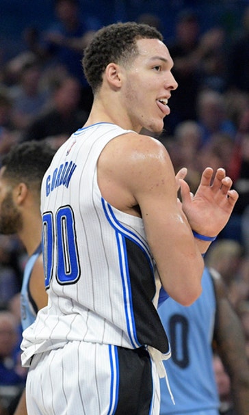 Gordon scores 30 points, Magic beat Grizzlies 112-102 (Dec 26, 2016)